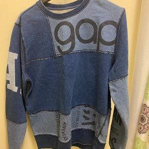 Gap sweatshirt